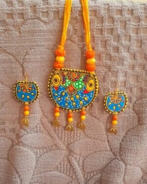 Handpainted Wooden Jewellery - Indian handicraft - Madhubani art - 08