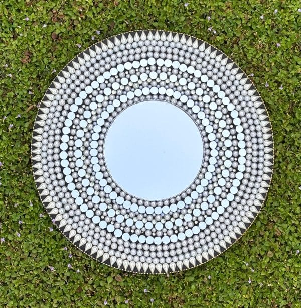 Mirror mosaic round plate